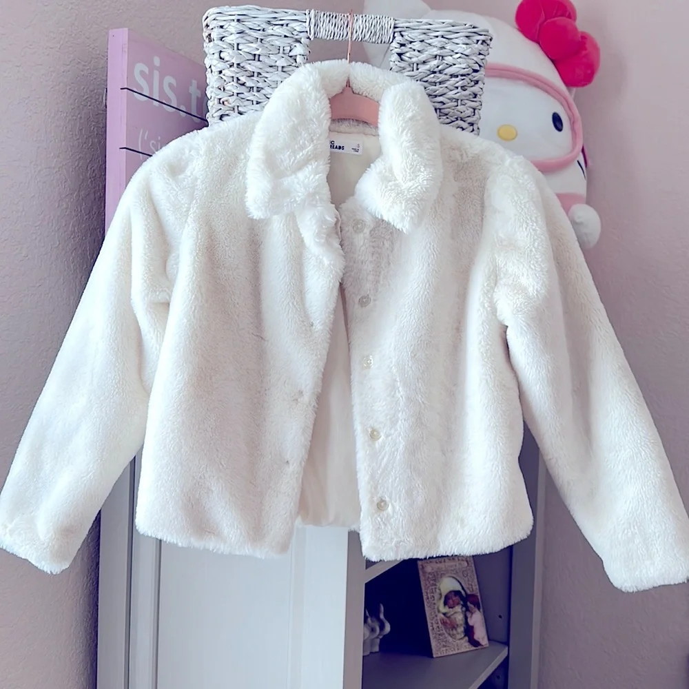 Little Girls Fur Coat size 7/8 - Picture 1 of 2